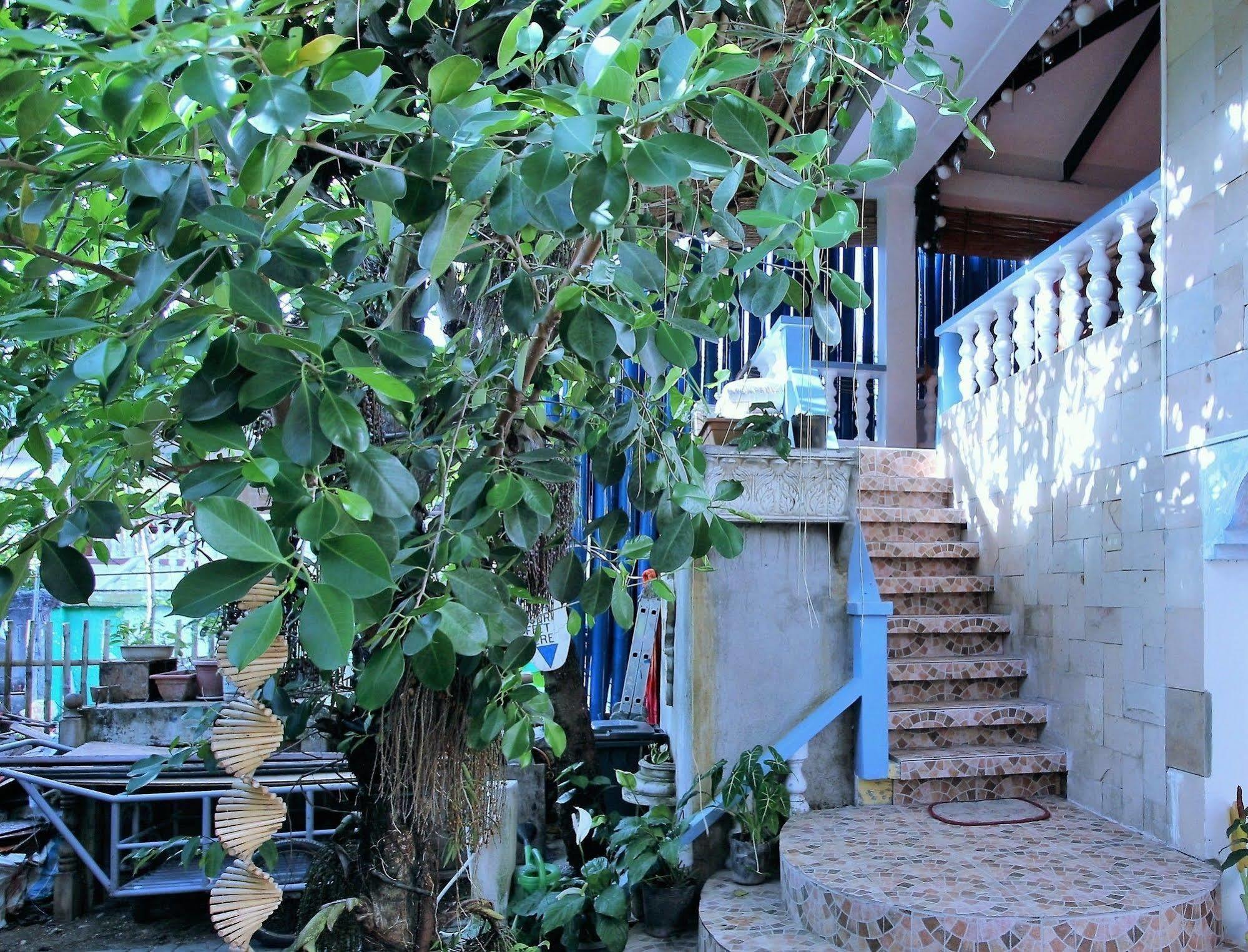 Blue Bamboo Hotel Balabag  Exterior photo
